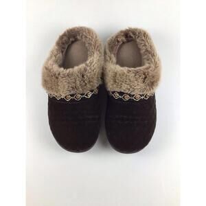 Isotoner Faux Fur Lined Clog Slippers Womens 6–6.5 Brown Cozy Indoor Outdoor